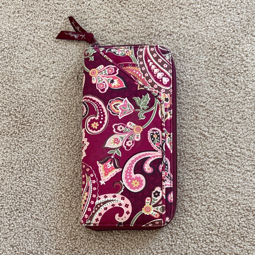 Vera Bradley Magenta Paisley Quilted Zip Wallet